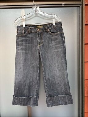 David Kahn Women’s capri wide crop Jeans in distressed Dark Gray/black - size 12